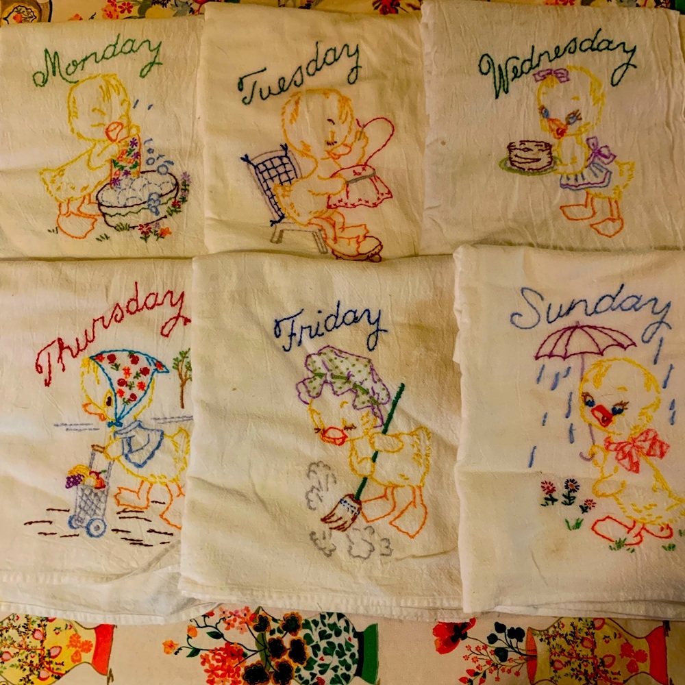 Vintage embroidered tea towel set